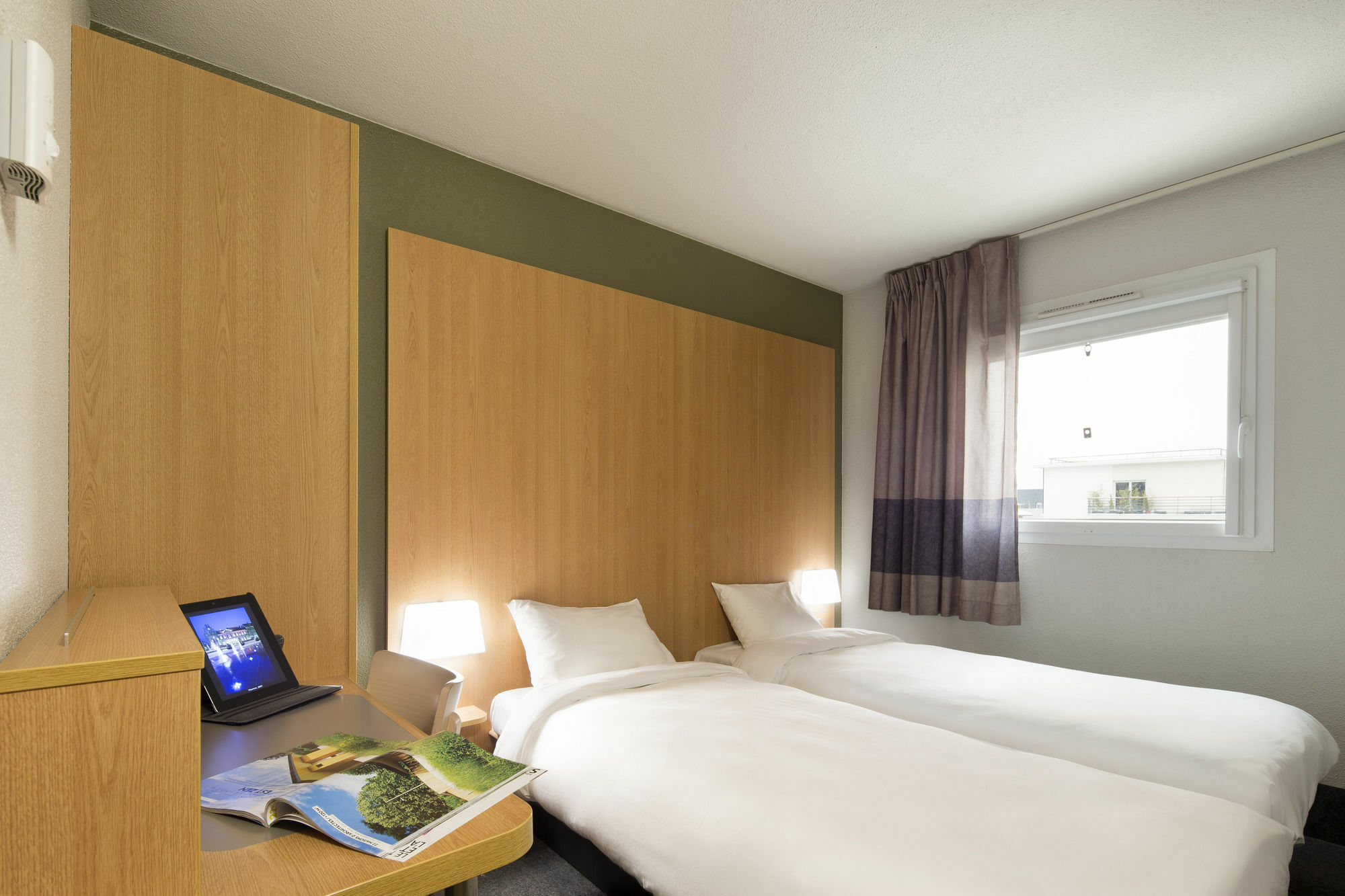 Hotel Inn Design Montluçon المظهر الخارجي الصورة